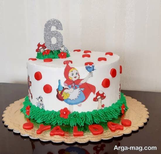 تزیینات کیک تولد با طرح شنل قرمزی