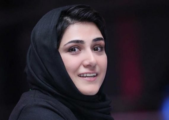 دختر رخشان بنی اعتماد در جشنواره فجر امسال حاضر شد