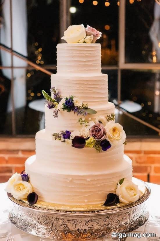 تزیین کیک عروسی با گل 