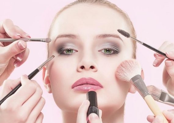 تعبیر خواب آرایش کردن