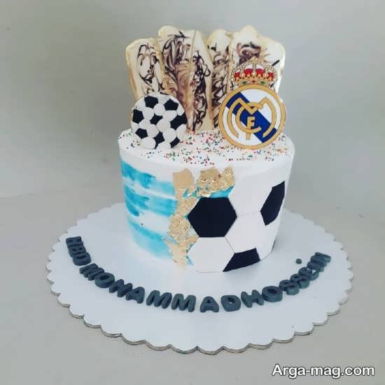 کیک تولد با طرحی از رئال مادرید