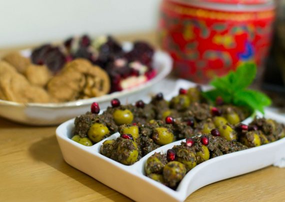 طرز تهیه زیتون پرورده