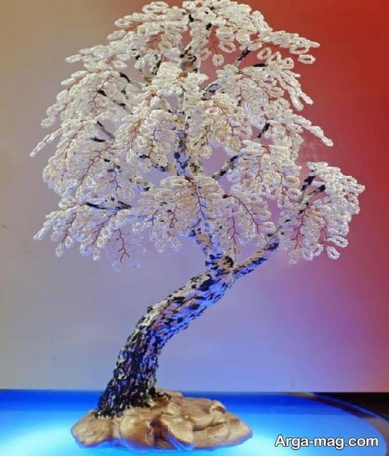 درختچه تزئینی با ساختی خیره کننده