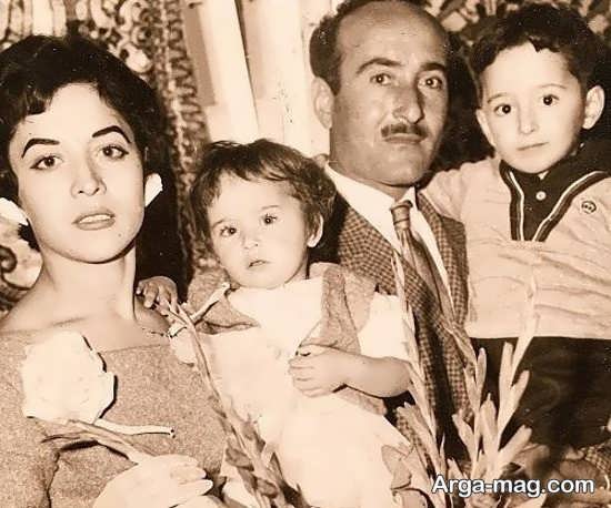زندگی نامه متفاوت از آزیتا حاجیان