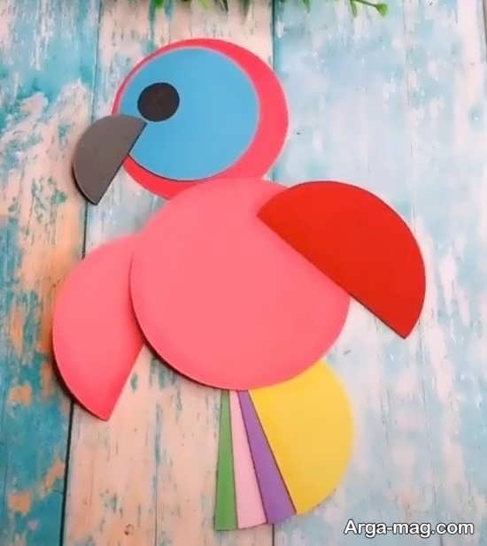 خلاقیت پرنده با کاغذ رنگی