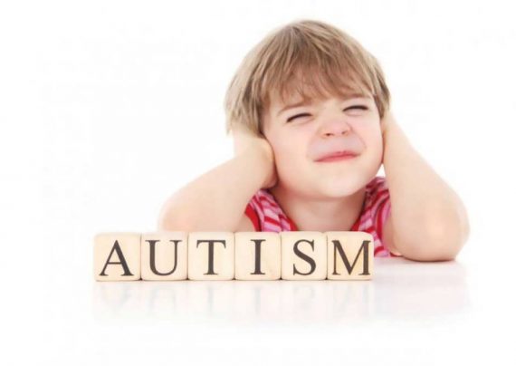 علائم اوتیسم در نوزادان