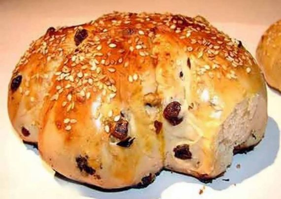 طرز تهیه نان گردویی بسیار خوشمزه