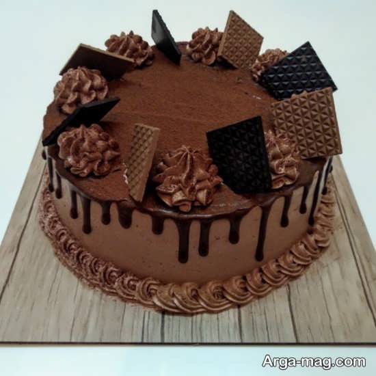 دیزاین چشم نواز کیک با شکلات