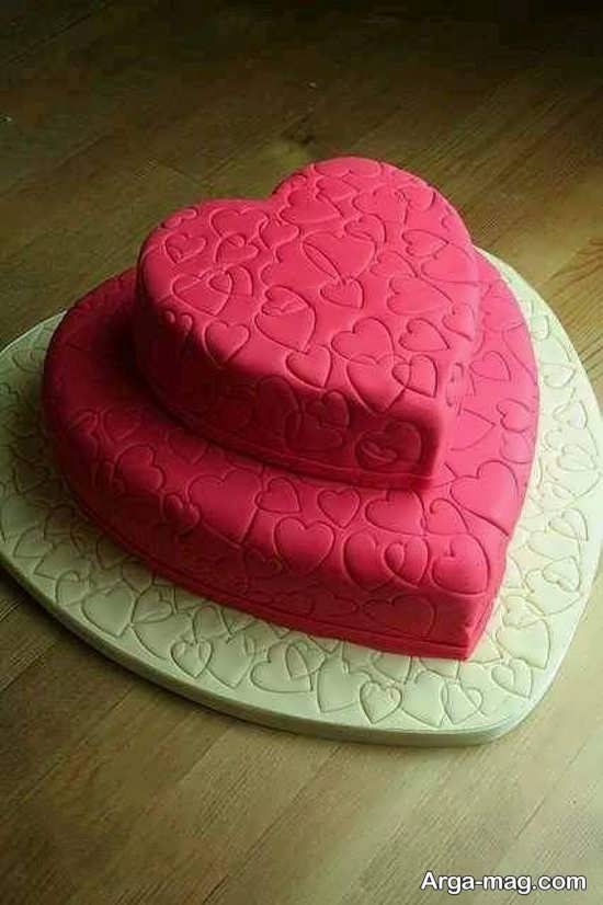 تزیین کیک قلبی