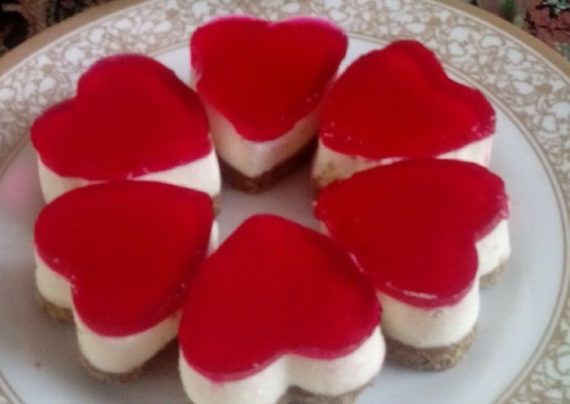 طرز تهیه چیز کیک یخچالی