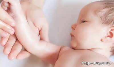 درمان خشکی و زبری پوست نوزاد