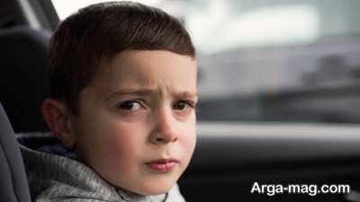 یکی از دلایل خشم در کودکان مقاسه نا به جای والدین می باشد