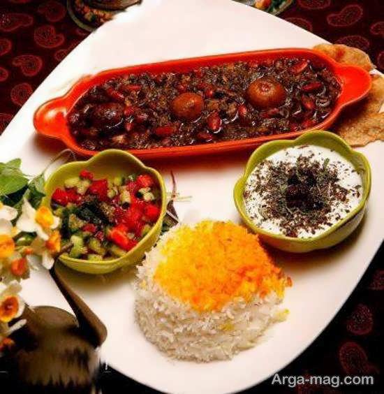 طرز پخت قورمه سبزی آذری یک وعده غذایی با ارزش غذایی بالا