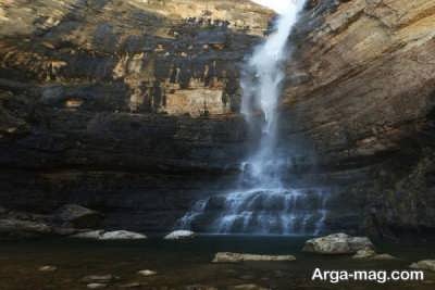 آبشار گچان در ایلام