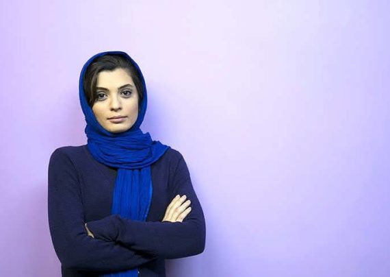 بهار کاتوزی بازیگر ونویسنده و کارگردان جوان ایرانی