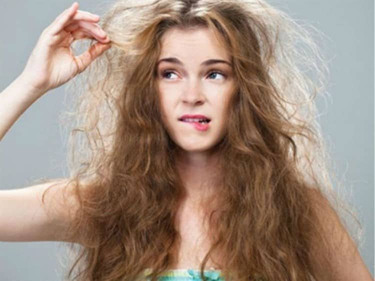رفع وزی مو و صاف کردن موها با استفاده از روش های مختلف طبیعی و خانگی