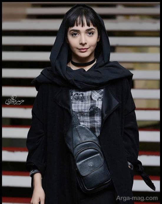 المیرا دهقانی با پوشش و چهره ای دوست داشتنی در جشنواره فیلم فجر/عکس