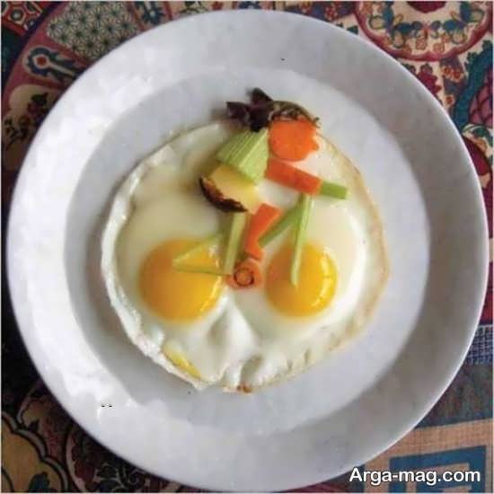 تزیین زیبا و جذاب نیمرو برای صبحانه