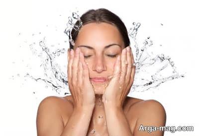 مراقبت و پاکسازی پوست دارای منافذ قابل مشاهده
