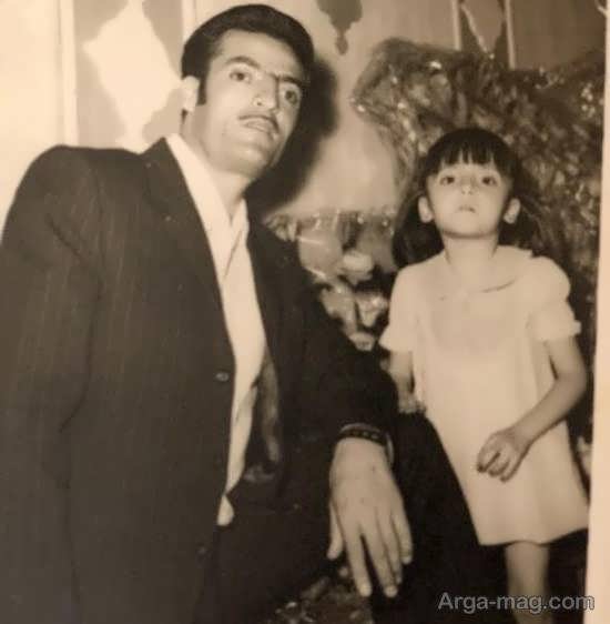 کودکی مهناز افشار در کنار پدرش