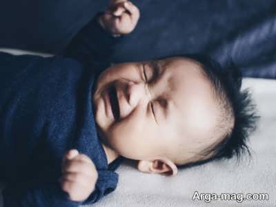 علت گریه نوزادان چیست؟