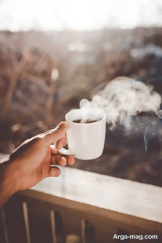 تصویر فنجان قهوه در طبیعت