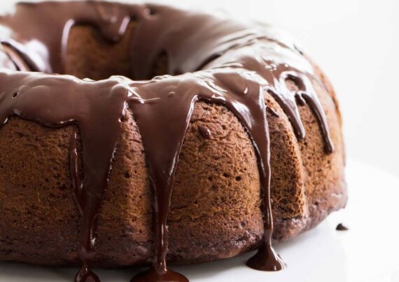 طرز تهیه کیک دبل چاکلت خوشمزه