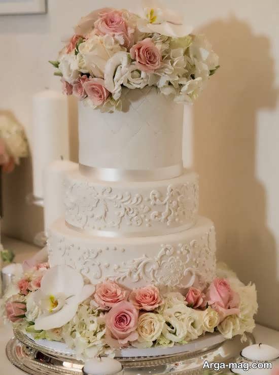 ایده هایی از کیک عروس با سه طبقه