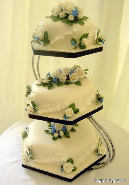 گالری شیک و منحصر به فردی از کیک عروس با سه ردیف