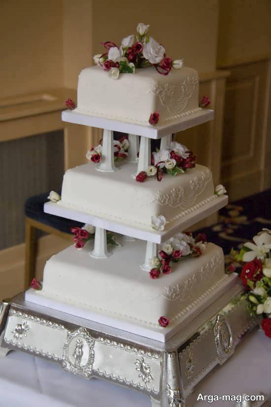 مجموعه ای لوکس و شیک از کیک عروسی سه ردیفه
