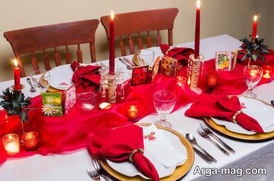 نمونه هایی بینظیر از تزیینات میز کریسمس با شمع آرایی