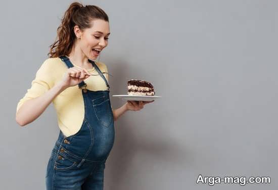 عوارض استفاده از شیرینی در حاملگی