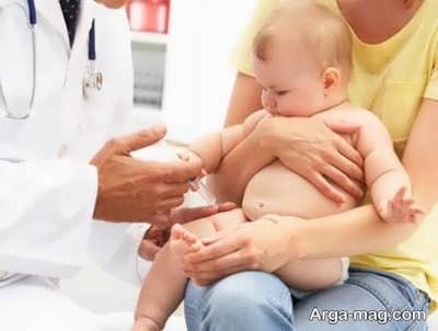 تزریق واکسن 6 ماهگی