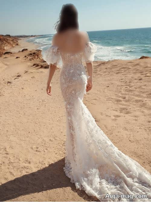 پشت لباس عروس 