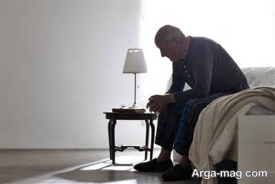 علت احساس تنهایی در مردان سالمند چیست