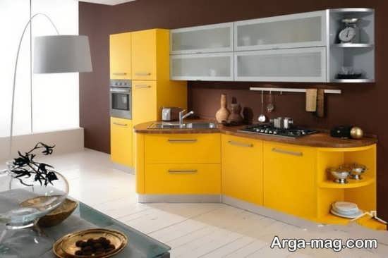 دیزاین آشپزخانه شیک رنگ لیموییو زرد