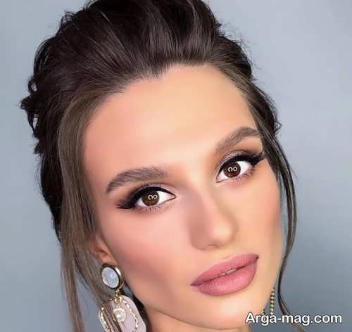 مدل آرایش مات صورت با میکاپ طبیعی