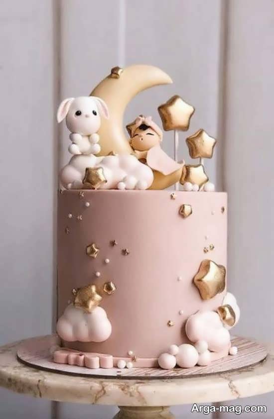 دیزاین و تزیینات زیبای کیک سیسمونی