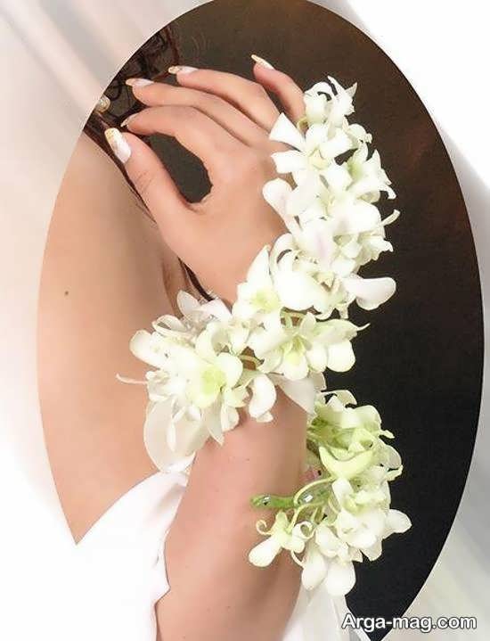انواع نمونه های زیبای دستبند گل عروس