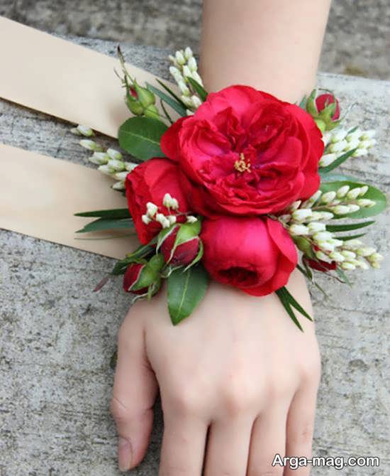 مدل دستبند گل عروس برای عروس خانم های سخت پسند