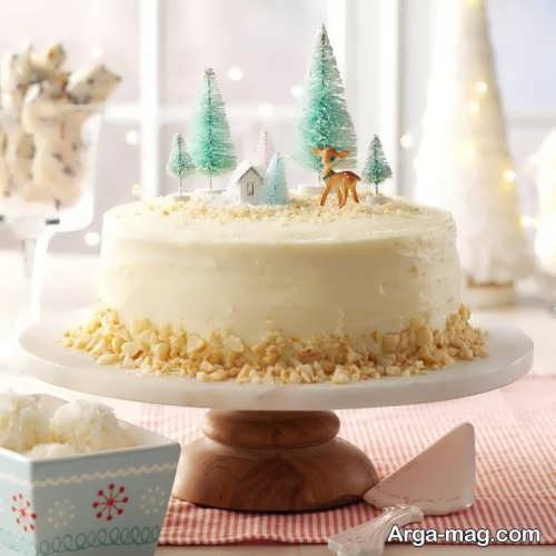 تزیین آسان کیک تولد با خامه سفید 