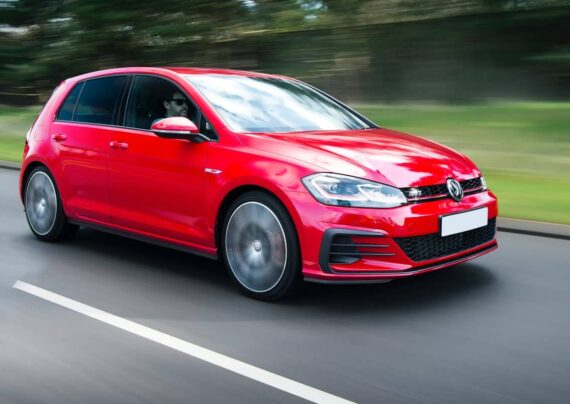 وارسی و بررسی خودرو گلف gti