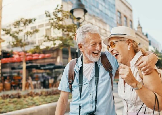 آشنایی با نکات مهم در سفر با سالمندان