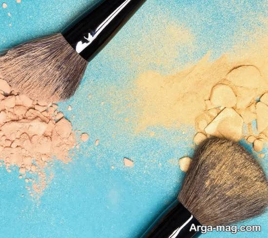 نحوه پاکسازی لکه آرایشی از روی سطوح