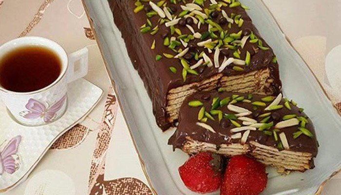 قدم به قدم تا آشنایی با طرز تهیه 3 مدل کیک بستنی جذاب و راحت برای مهمانی‌ها