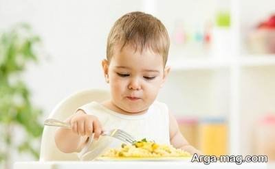 معرفی انواع غذا برای پیشگیری از یبوست در کودکان