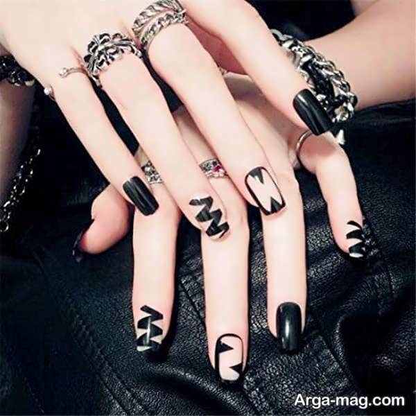آشنایی با ایده های تو دل بروی طراحی ناخن خطی