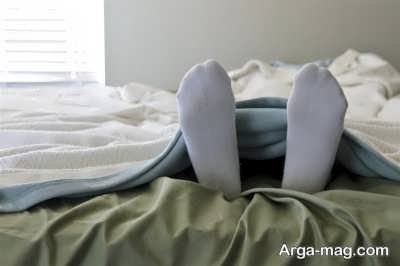 خوابیدن با جوراب