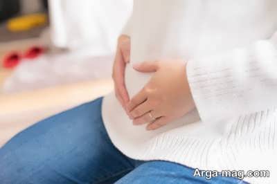 Pregnancy cracks itching 1