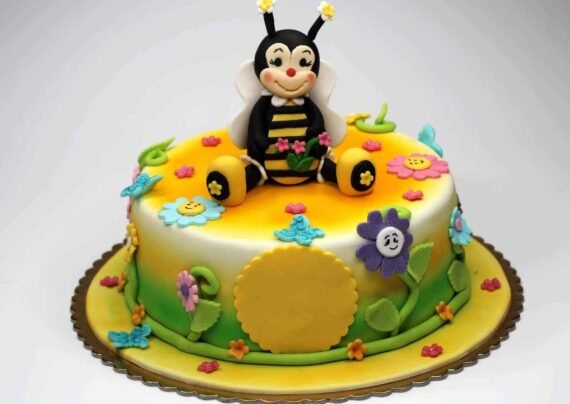 جذاب ترین تزیین کیک تولد سه سالگی